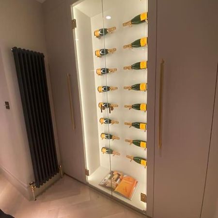 Luxury Georgian Apartment - 5 Minute Walk To Spa Bath Extérieur photo