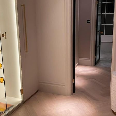 Luxury Georgian Apartment - 5 Minute Walk To Spa Bath Extérieur photo