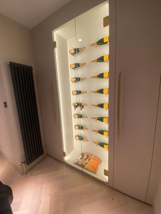 Luxury Georgian Apartment - 5 Minute Walk To Spa Bath Extérieur photo