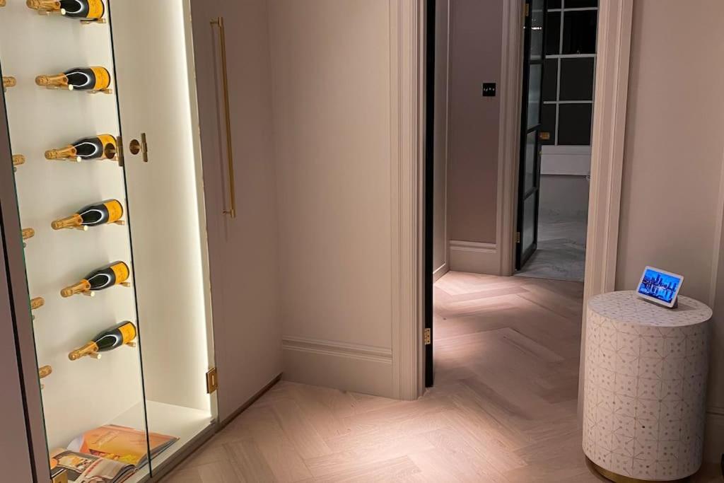 Luxury Georgian Apartment - 5 Minute Walk To Spa Bath Extérieur photo